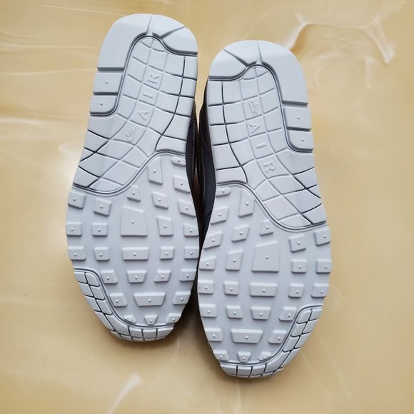 Nike Air Max 1 LX - Picture 10 of 12